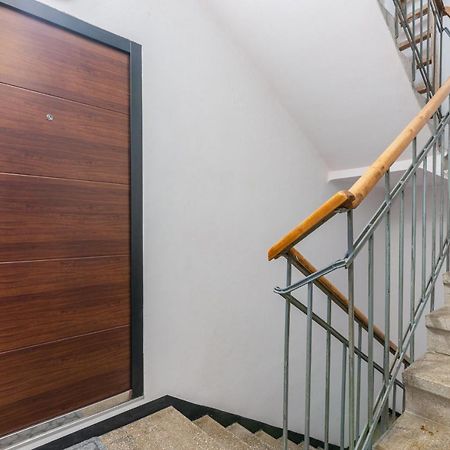 Apartment Luiza With Terrace Baška Buitenkant foto