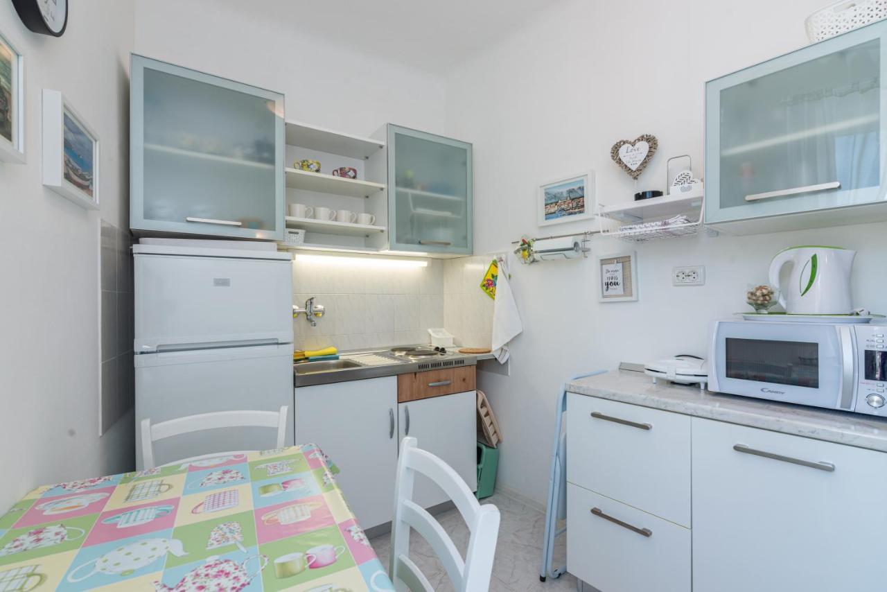Apartment Luiza With Terrace Baška Buitenkant foto