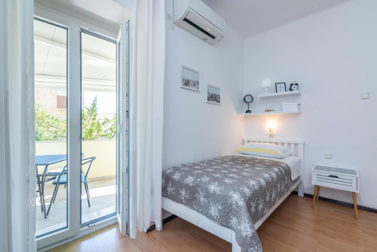 Apartment Luiza With Terrace Baška Buitenkant foto